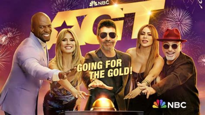 
AGT: All-Stars episode 4: Fans left divided over Heidi pressing the golden buzzer for magician Aidan McCann 
