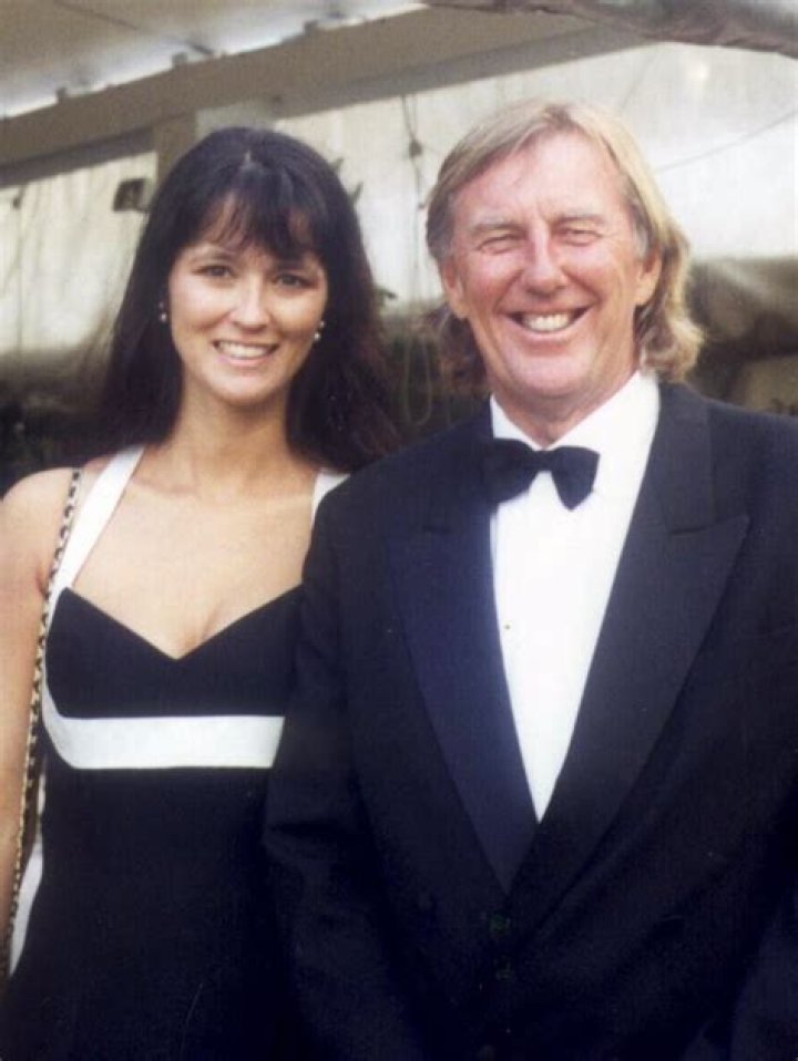 
How Did Ros Singleton Die? Ray Singleton’s Wife Cause of Death Explained 