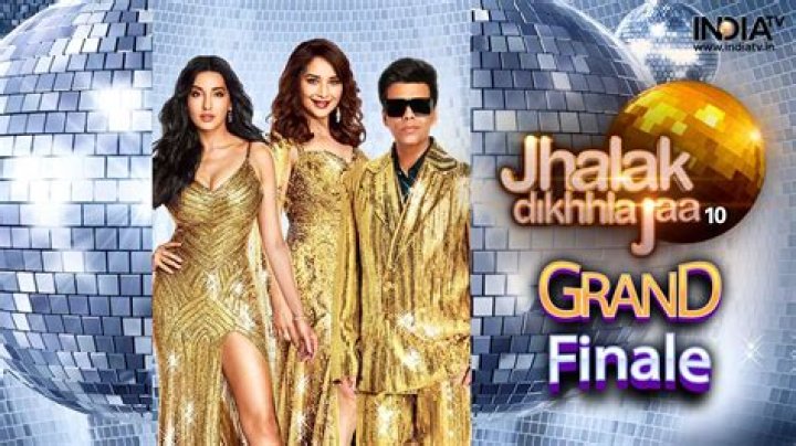
Jhalak Dikhhla Jaa 10: Family Special Episode Continues 18-9-2022 Written Update 
