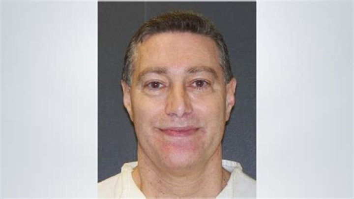 
Texas Executes Ex-cop Robert Fratta for Hiring 2 Persons to Kill His Wife 30 Years Ago 